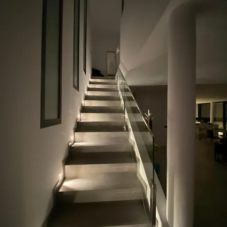 Mas Del Cullou, Moderne In Andalusien, In Der Naehe Vom