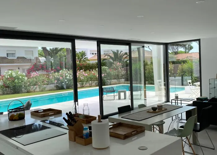 Mas Del Cullou, Moderne In Andalusien, In Der Naehe Vom 公寓 加的斯