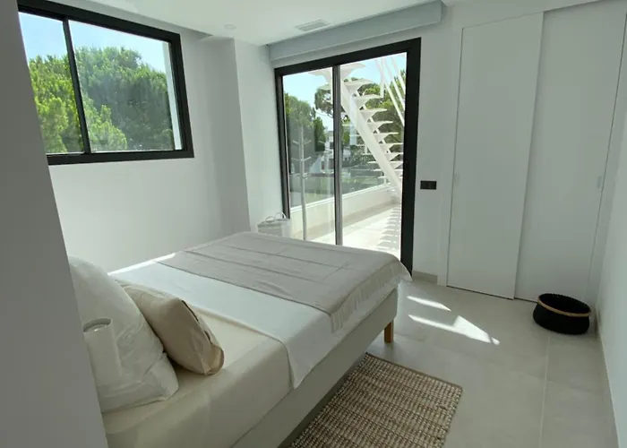 Mas Del Cullou, Moderne In Andalusien, In Der Naehe Vom 公寓 *