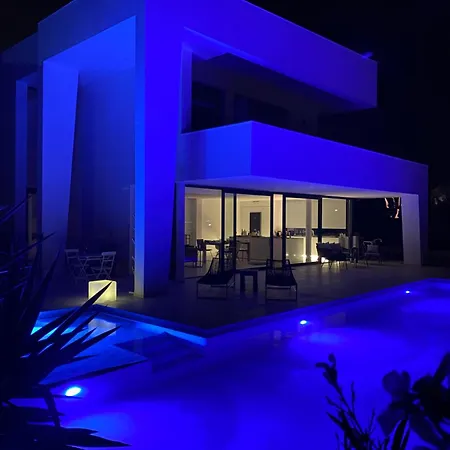 Mas Del Cullou, Moderne In Andalusien, In Der Naehe Vom Apartment Cadiz