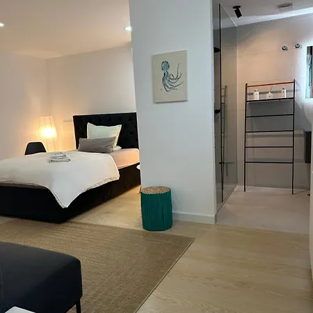 Mas Del Cullou, Moderne In Andalusien, In Der Naehe Vom *