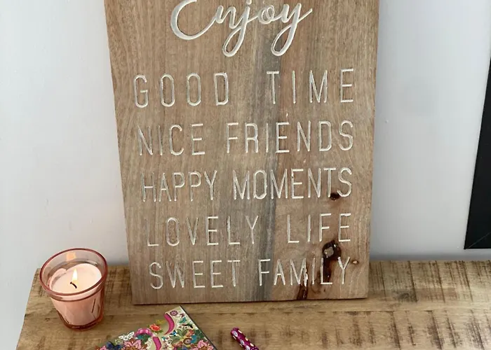 Lejlighed Mas Del Cullou, Moderne In Andalusien, In Der Naehe Vom *