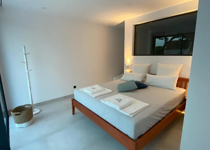 Mas Del Cullou, Moderne In Andalusien, In Der Naehe Vom Appartement