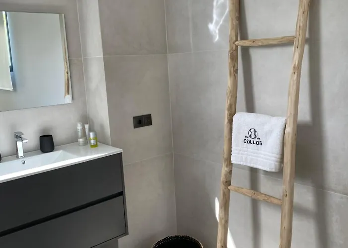 Appartement Mas Del Cullou, Moderne In Andalusien, In Der Naehe Vom