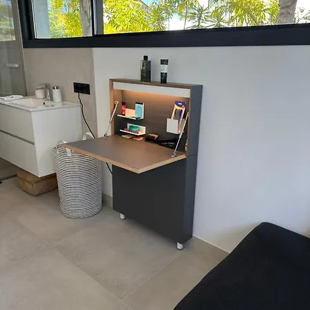 Mas Del Cullou, Moderne In Andalusien, In Der Naehe Vom *