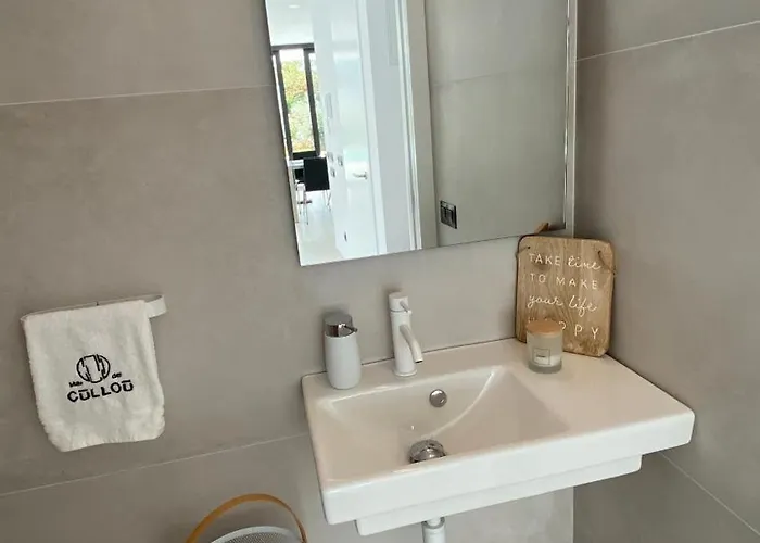 Апартаменти Mas Del Cullou, Moderne In Andalusien, In Der Naehe Vom *